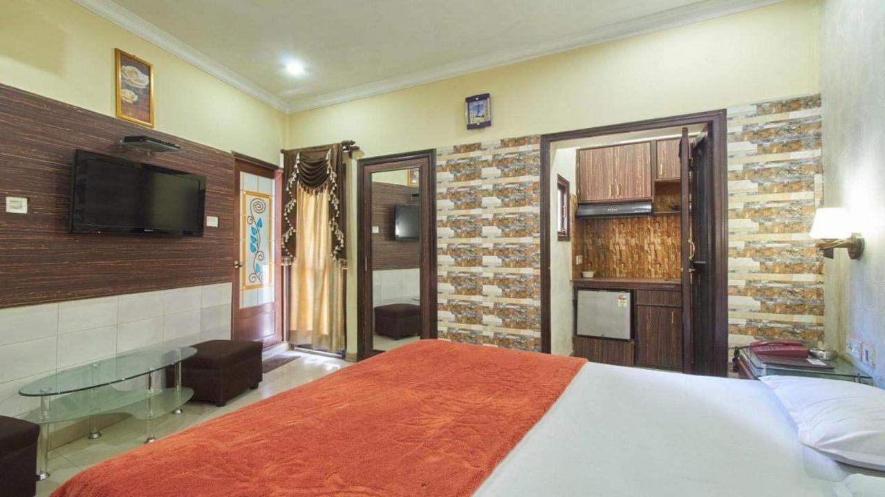 Hotel Diamond Suites Калькутта Экстерьер фото